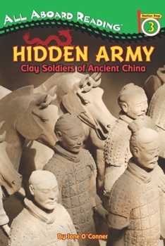Paperback Hidden Army: Clay Soldiers of Ancient China Book