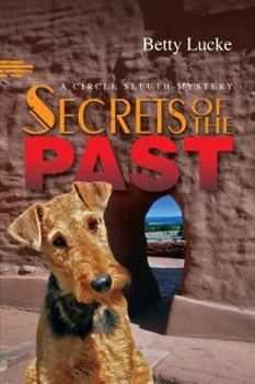 Paperback Secrets of the Past Book