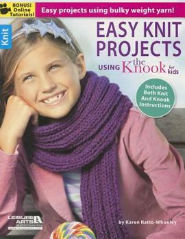 Paperback Easy Knit Projects Book