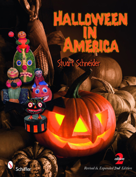 Paperback Halloween in America Book