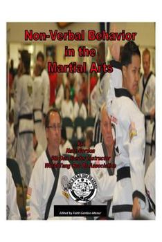 Paperback Nonverbal Behavior in the Martial Arts Book
