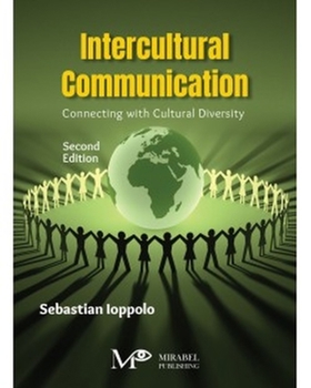 Paperback Intercultural Communications: Connecting with Cultural Diversity Book