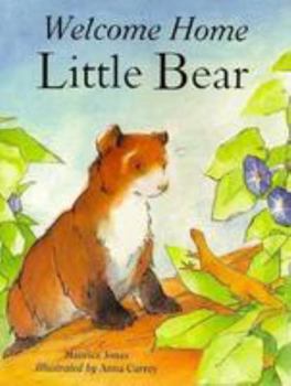 Paperback Welcome Home Little Bear Book