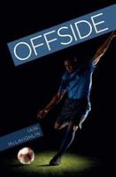 Paperback Offside (Between the Lines II) Book