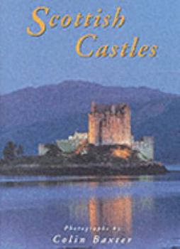 Paperback Scottish Castles (Scottish Guides) Book