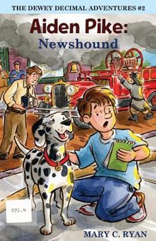 Paperback Aiden Pike: Newshound Book
