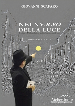 Paperback Nel verso della luce [Italian] Book