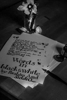 Paperback Words In Black & White: Poems, Verses & Random Quotes Book