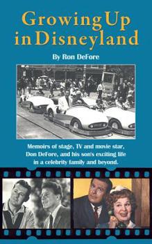 Paperback Growing Up in Disneyland Book