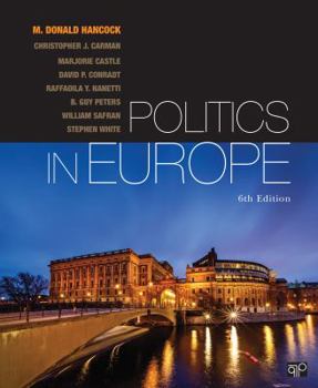 Paperback Politics in Europe Book