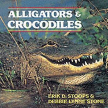 Paperback Alligators & Crocodiles Book