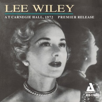 Music - CD At Carnegie Hall 1972 Book