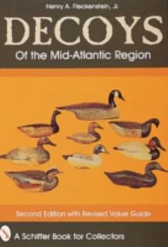 Paperback Decoys of the Mid-Atlantic Region Book