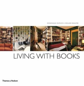 Paperback Living with Books Book