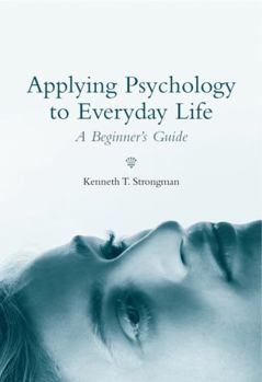 Paperback Applying Psychology in Everyda Book
