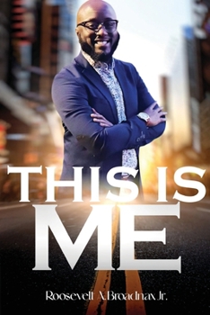 Paperback This is Me [Large Print] Book