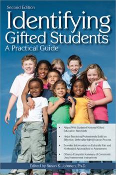 Paperback Identifying Gifted Students: A Practical Guide Book