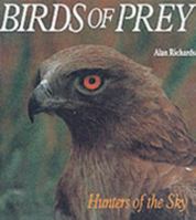 Birds of Prey: Hunters of the Sky 1880908050 Book Cover