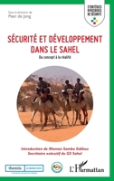 Sécurité et développement dans le Sahel: Du concept à la réalité (Stratégies Africaines de Sécurité) (French Edition) 2343205981 Book Cover