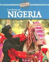 Looking at Nigeria 0836876784 Book Cover