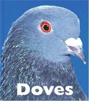 Doves (Naturebooks) 1567665934 Book Cover