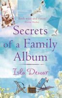 Secrets of a Family Album 0755300823 Book Cover