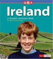 Ireland: A Question and Answer Book (Fact Finders) 0736864105 Book Cover