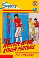 The Mystery of the Stolen Football (Sports Mysteries, #3) 0590484540 Book Cover