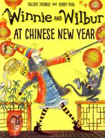 Winnie and Wilbur at Chinese New Year 0192772376 Book Cover