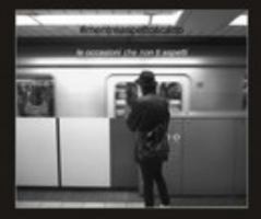 Mentreaspettoscatto 1714742555 Book Cover