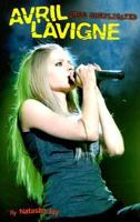 Avril Lavigne: She's Complicated 1897206003 Book Cover
