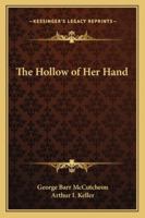 The Hollow of Her Hand 1517696070 Book Cover