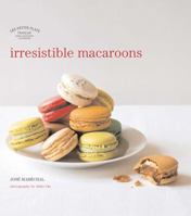 Les Petits Plats Francais: Irresistible Macaroons 0857201093 Book Cover