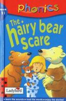 The Hairy Bear Scare (Phonics) 0721421288 Book Cover
