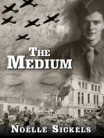 The Medium (Five Star Expressions) 1410411591 Book Cover