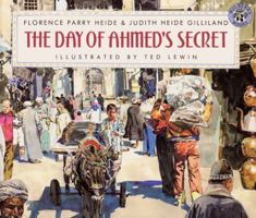 The Day of Ahmed's Secret (Picture Puffin) 0688140238 Book Cover