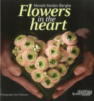 Flowers in the Heart 9058563979 Book Cover
