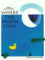 Where the Moon Lives 155858921X Book Cover