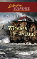 Witness on the Run 0373444435 Book Cover