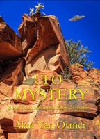 UFO Mystery (Hidden in the Book) 1965352472 Book Cover