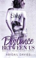 The Distance Between Us 1544768192 Book Cover