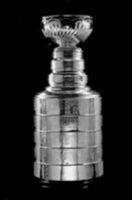 Stanley Cup : A Hundred Years of Hockey at Its Best 0771044062 Book Cover
