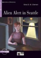Alien Alert in Seattle+cd 8853009586 Book Cover
