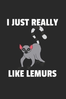 Lemur Notizbuch: Lemur Notizbuch für Liebhaber / Notizheft / Notizblock A5 (6x9in) Dotted Notebook / Punkteraster / 120 gepunktete Seiten (German Edition) 1671348877 Book Cover