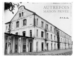 Autrefois, Maison Privee 1576871800 Book Cover