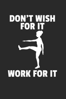 Sport Fitness Sportler Notizbuch: Sport Fitness Sportler Notizbuch f�r Liebhaber / Notizheft / Notizblock A5 (6x9in) Dotted Notebook / Punkteraster / 120 gepunktete Seiten 1678919438 Book Cover