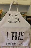 I'm No Ordinary Housewife, I Pray: Real Life Tesimonies of God Anwering Prayers. 1515258688 Book Cover