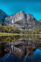 USA National Parks List: United States National Parks Checklist by State with Bucket List Event Pages to Log Your Park Visits Hikes Photos Souvenirs 1711831123 Book Cover