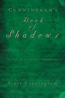 Cunningham's Book of Shadows: The Path of An American Traditionalist 0738719145 Book Cover