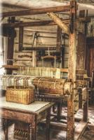 Weaving Loom and Fiber Arts Notebook, Journal or Diary: A Lined Notebook or Diary for the Passionate Weaver (Antique Looms) 1798565021 Book Cover